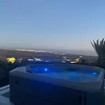 Private Loft-sea Views-jacuzzi דירה *